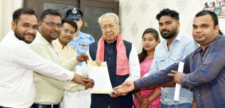 राज्यपाल से छत्तीसगढ़ी भाषा छात्र विकास समिति के सदस्यों ने की मुलाकात