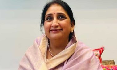 सुनेत्रा पवार अब मोदी मंत्रिमंडल में जगह चाहती हैं ! राज्यसभा के जरिये संसद भेज रही है NCP