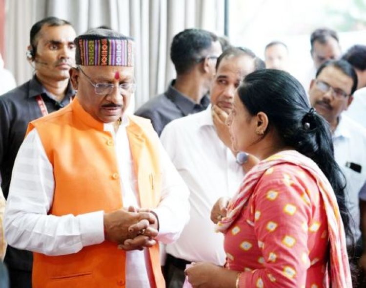 कैंसर पीड़ित पति के इलाज के लिए मुख्यमंत्री से मांगी सहायता