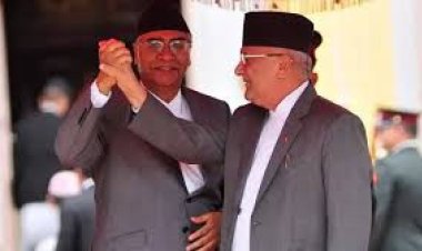 ओली और नेपाली कांग्रेस ने मिलाया हाथ, ख़तरे में प्रचंड की कुर्सी