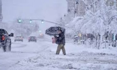 दशक के सबसे भीषण बर्फ़ीले तूफ़ान की आशंका से सिहरा अमेरिका