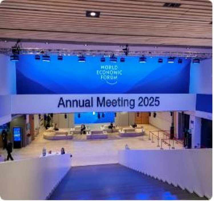 बेकहम को पुरस्कार, अंटार्कटिका के संकट पर संगीत प्रस्तुति के साथ डब्ल्यूईएफ की बैठक की शुरुआत