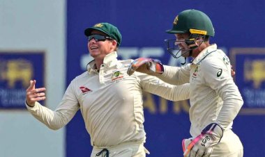 स्टीव स्मिथ श्रीलंका के खिलाफ जारी दो मैचों की टेस्ट सीरीज में अब फील्डर के तौर पर पूरी की डबल सेंचुरी