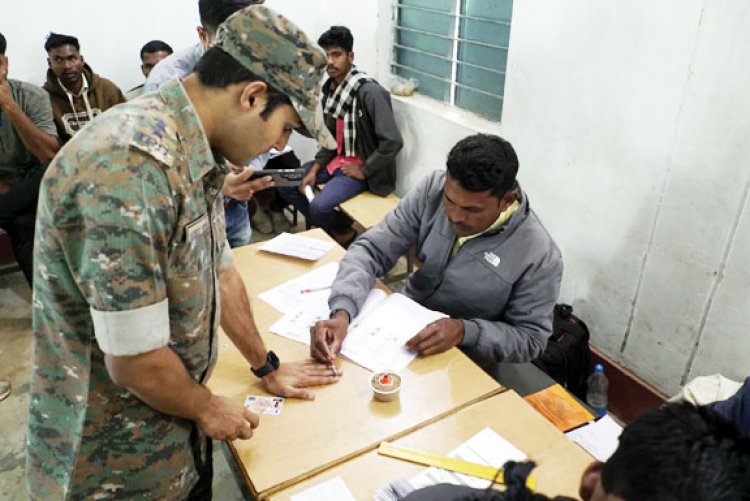 एसपी ने किया मतदान