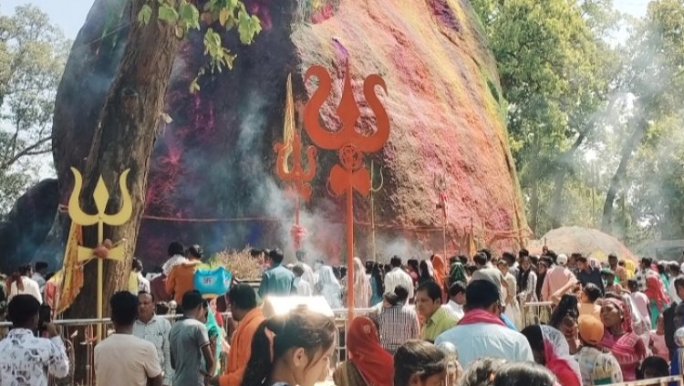मंत्री लक्ष्मी राजवाड़े ने की भूतेश्वरनाथ महादेव की पूजा-अर्चना, प्रदेश की खुशहाली की कामना